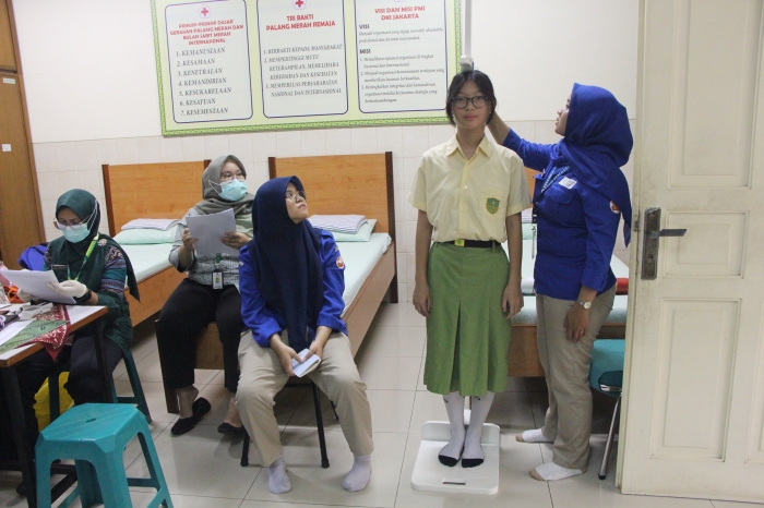SMPK Sang Timur Jakarta dan Puskesmas Kebon Jeruk Gelar Skrining Kesehatan